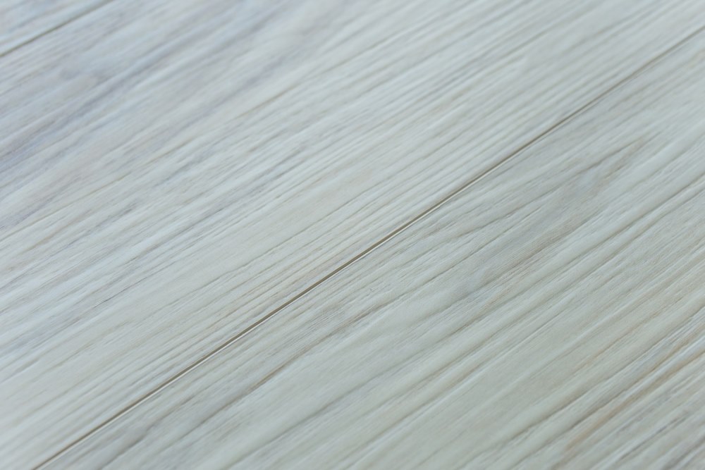 Замковая ПВХ плитка "Art Tile" Клён Жемчужный (1220*152*5 мм) — купить в Санкт-Петербурге