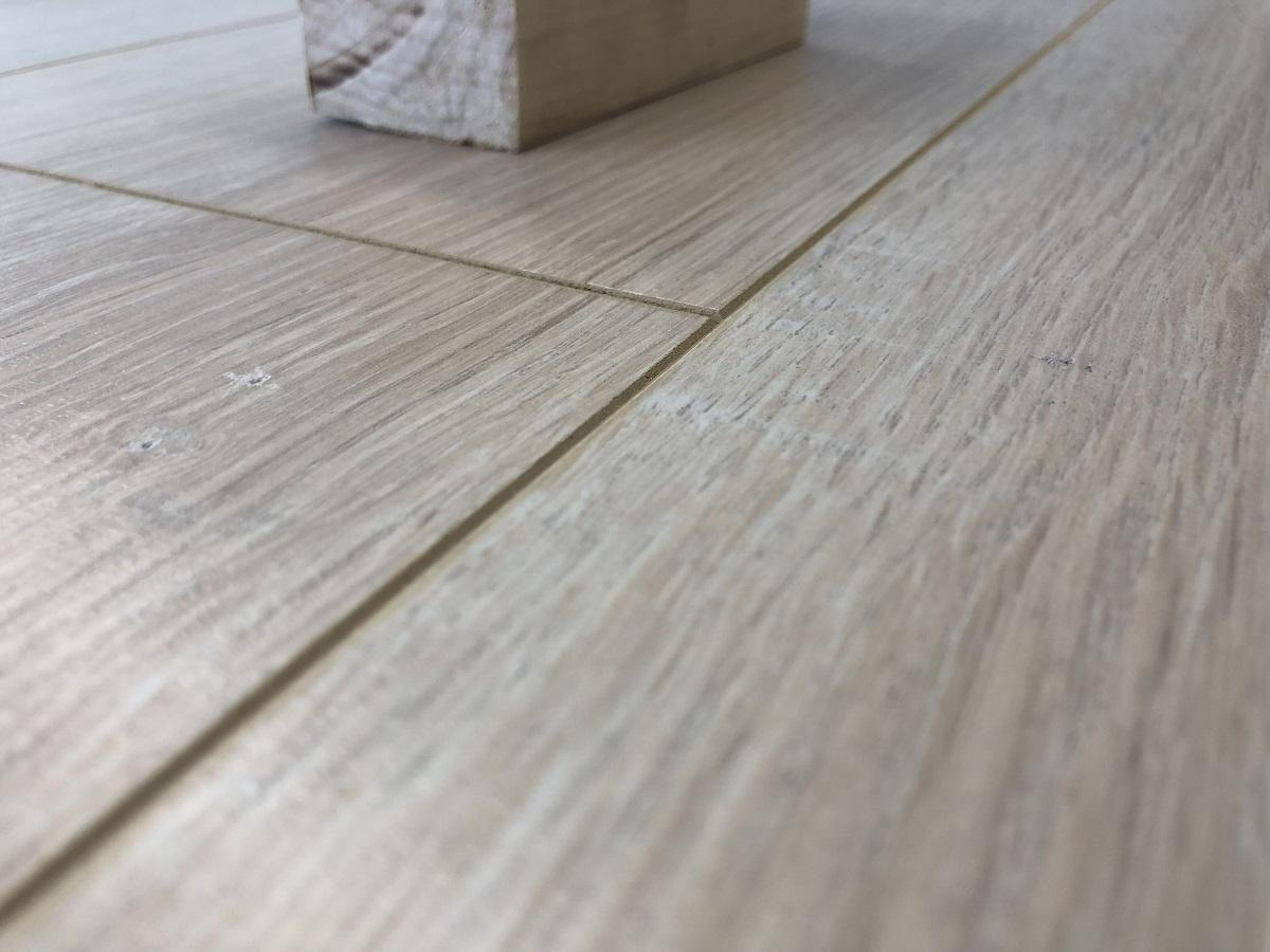 Ламинат "SunFloor" 8/32 4V Дуб Самоа 33 (1380*193*8 мм) — купить в Санкт-Петербурге