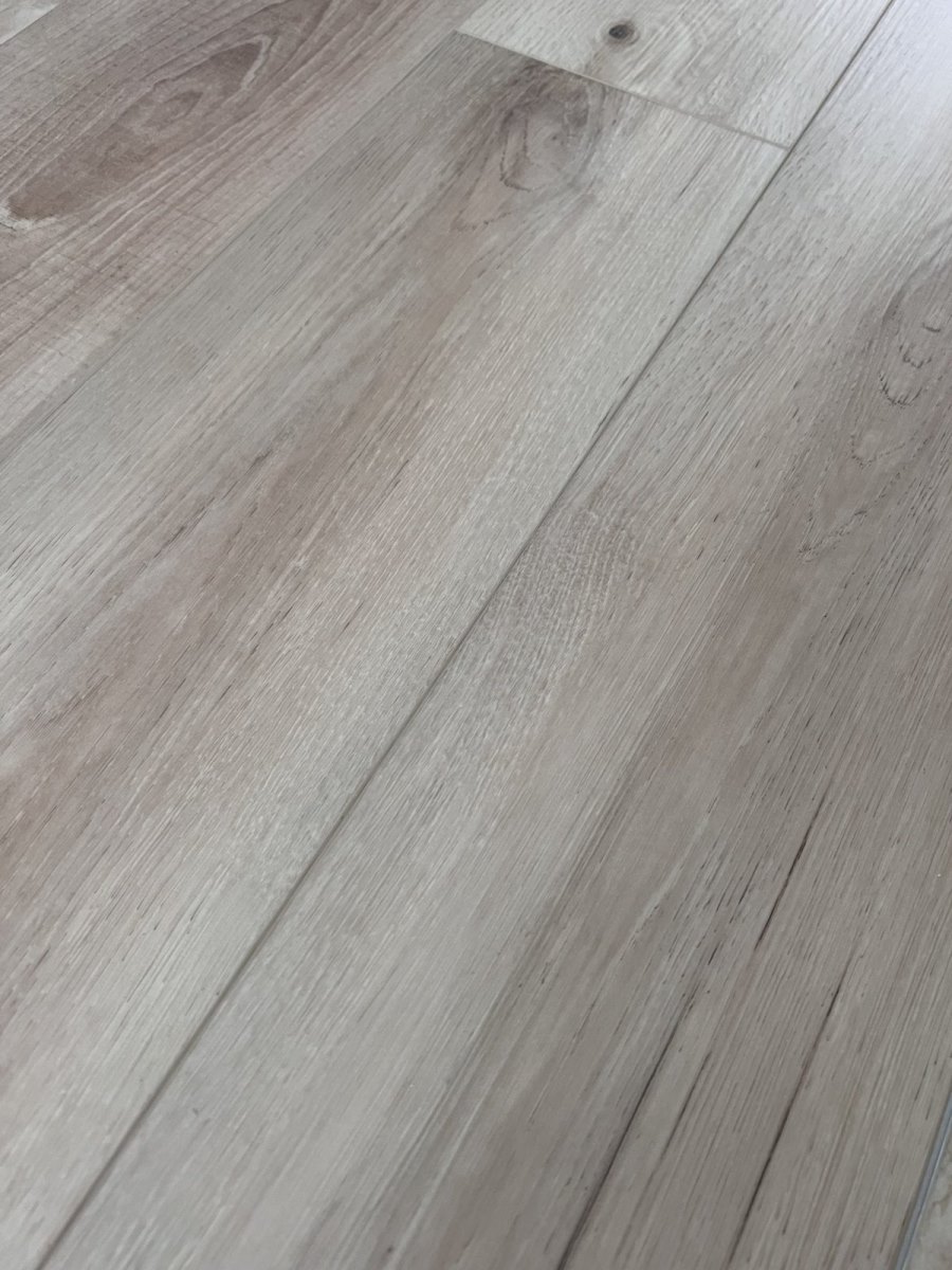 SPC ламинат "OneFloor" ЕСО 5021 (4V фаска) (1220*184*4 мм) — купить в Санкт-Петербурге