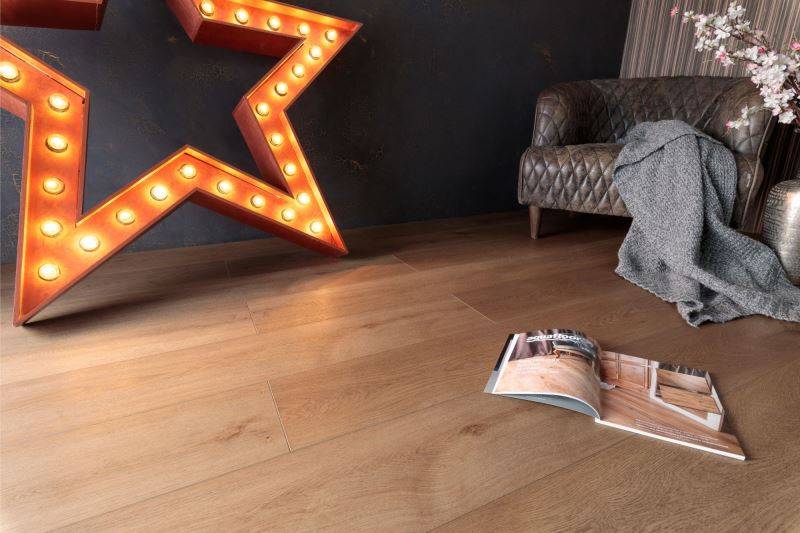 Замковая ПВХ плитка "Aquafloor" AF8024XXL (1800*228*8 мм) — купить в Санкт-Петербурге