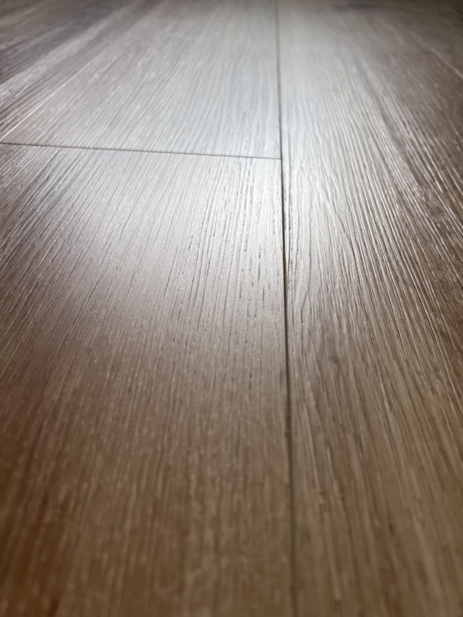 SPC ламинат "OneFloor" ЕСО 5011 (4V фаска) (1220*184*4 мм) — купить в Санкт-Петербурге