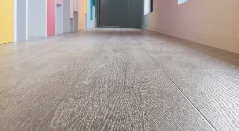 Линолеум бытовой "IVC" Woodlike Cousteau W06 (3м) — купить в Санкт-Петербурге