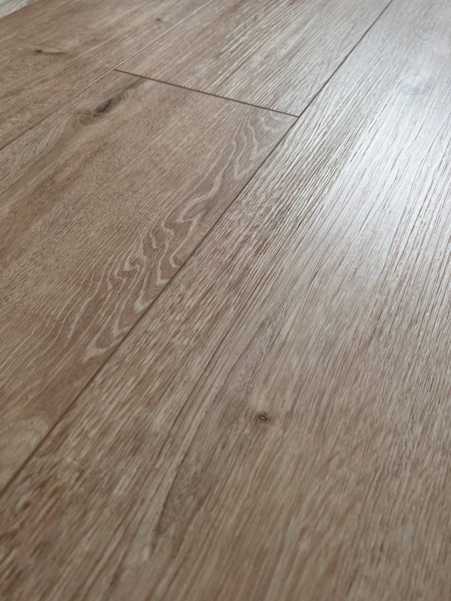 SPC ламинат "OneFloor" ЕСО 5062 (4V фаска) (1220*184*4 мм) — купить в Санкт-Петербурге