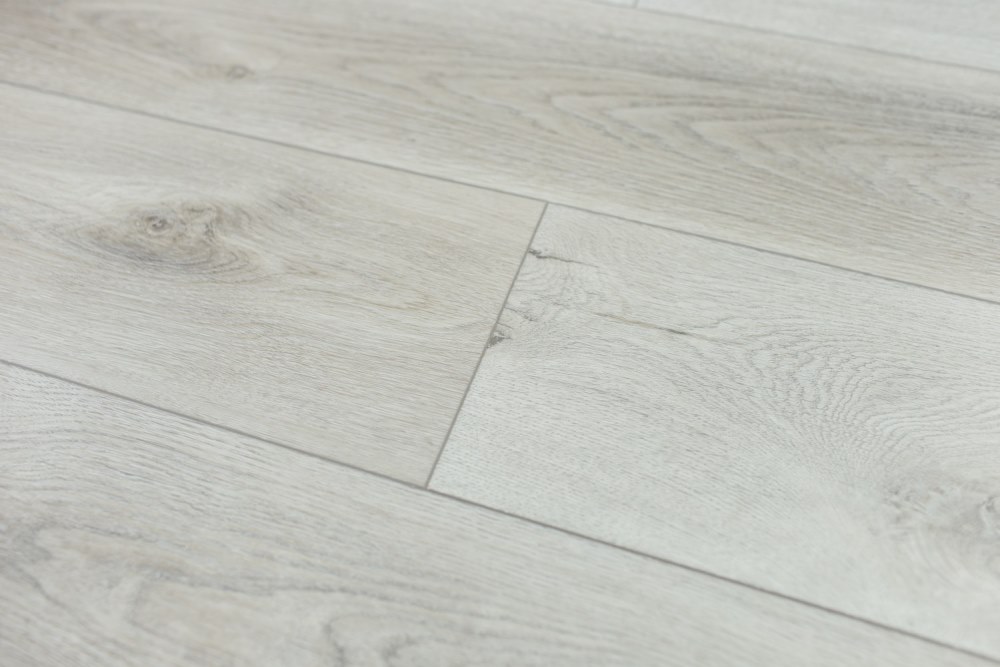 Замковая ПВХ плитка "Art Tile" Дуб Эдинбург (1200*183*6 мм) — купить в Санкт-Петербурге