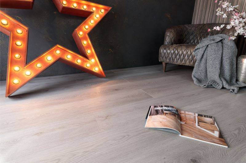 Замковая ПВХ плитка "Aquafloor" AF8022XXL (1800*228*8 мм) — купить в Санкт-Петербурге