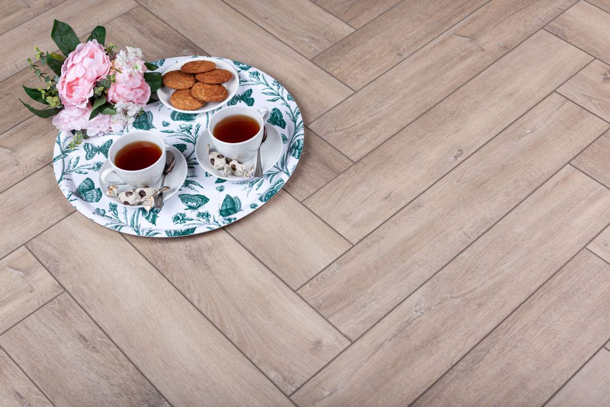 Замковая ПВХ плитка "Aberhof" Carmelita 0532 (615*123*5 мм) — купить в Санкт-Петербурге