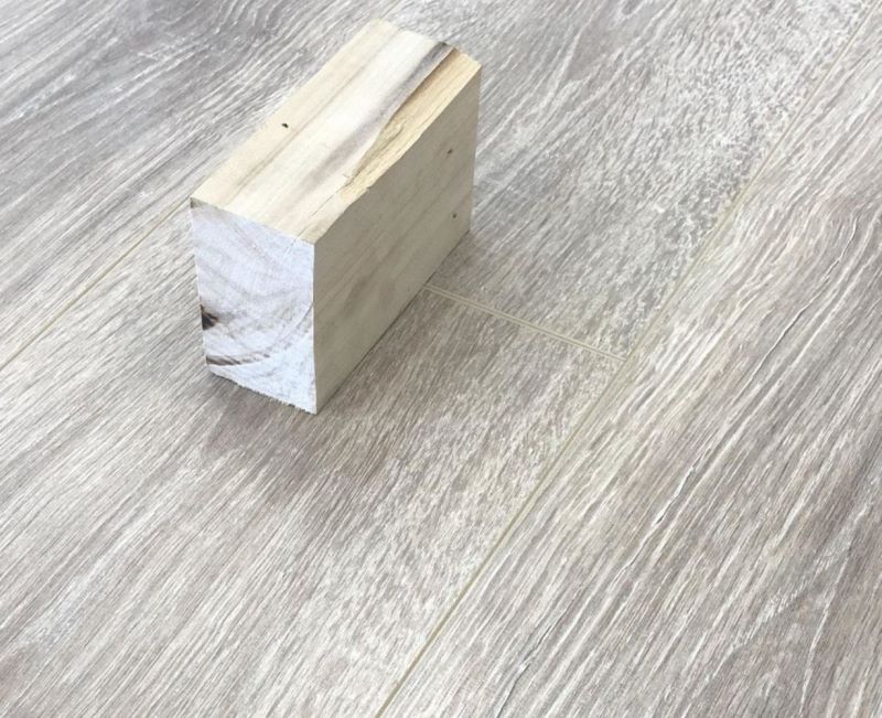 Ламинат "SunFloor" 8/32 4V Дуб Джонсон 32 (1380*193*8 мм) — купить в Санкт-Петербурге