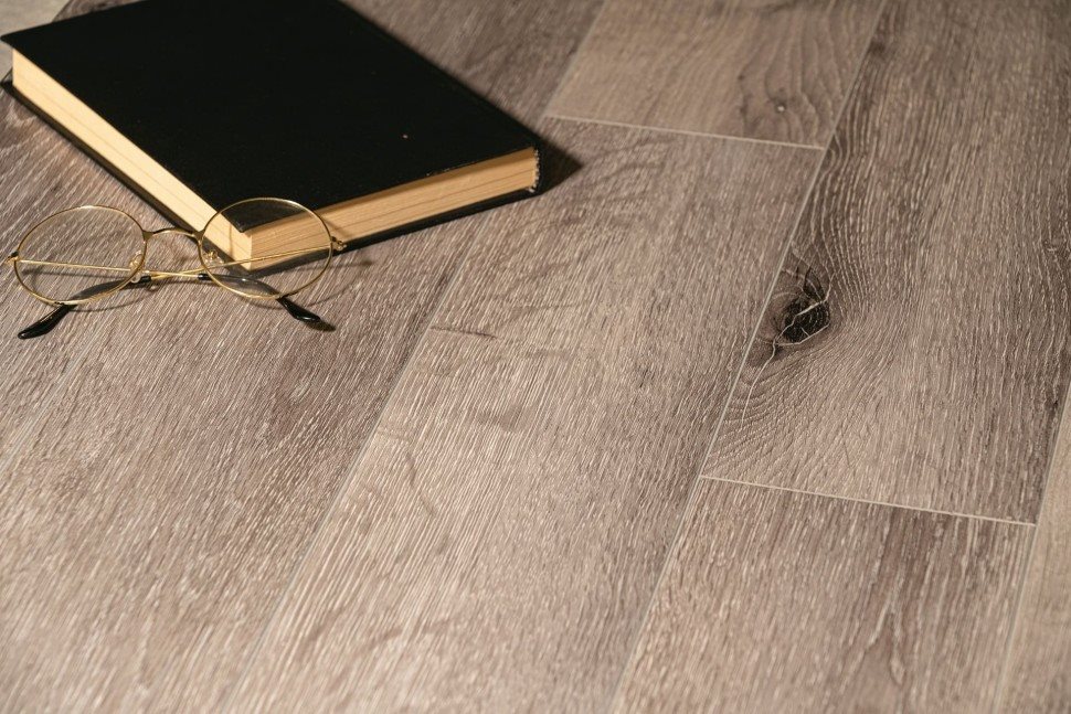 Виниловый ламинат "Bonkeel" Style Дуб Чесил (1200*125*4 мм) — купить в Санкт-Петербурге